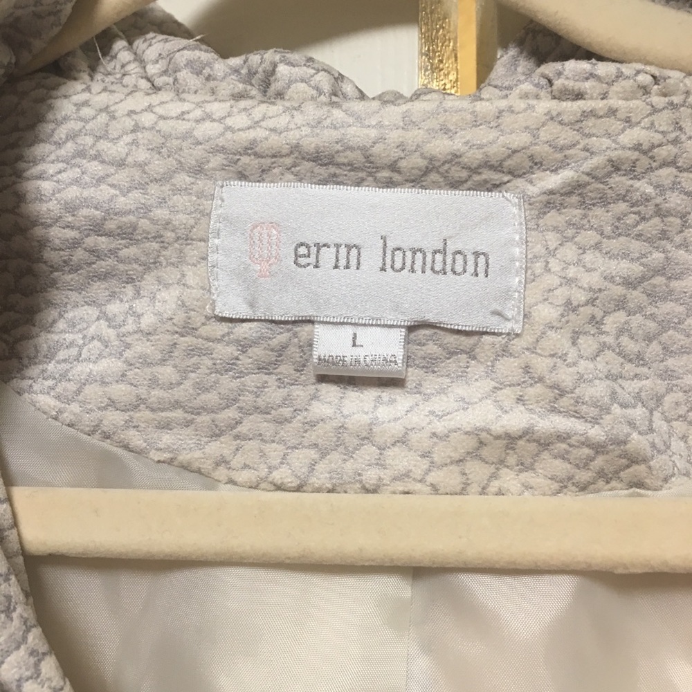 Vest - Picture 5 of 7